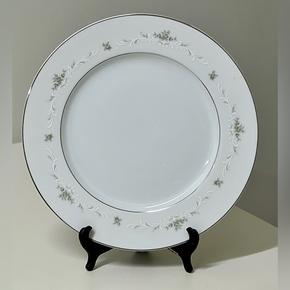Vintage Discontinued Sango China BALLAD Platinum Trim Dinner Plate